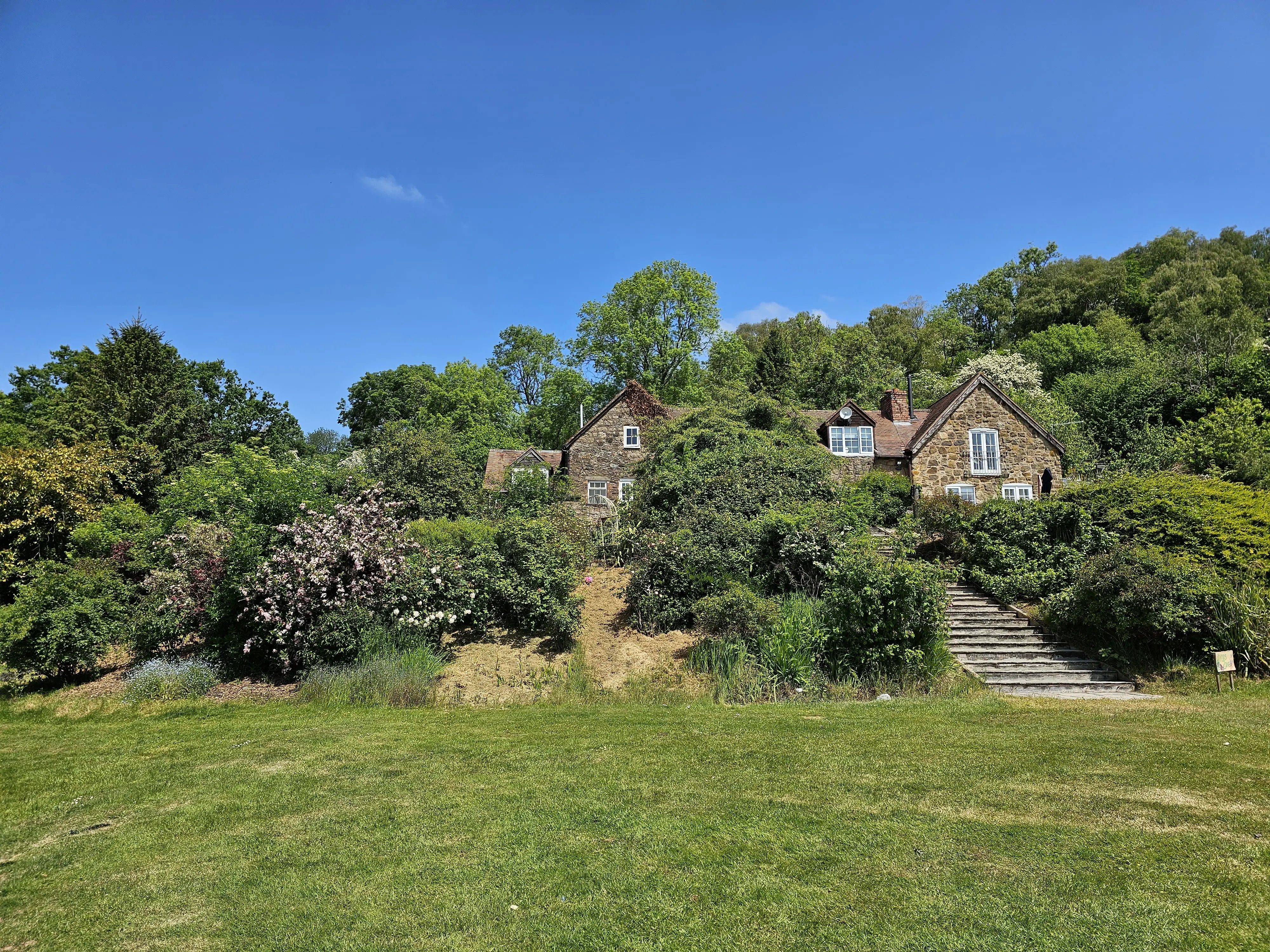 Country house in Shropshire wildlife - Thumbnail 1