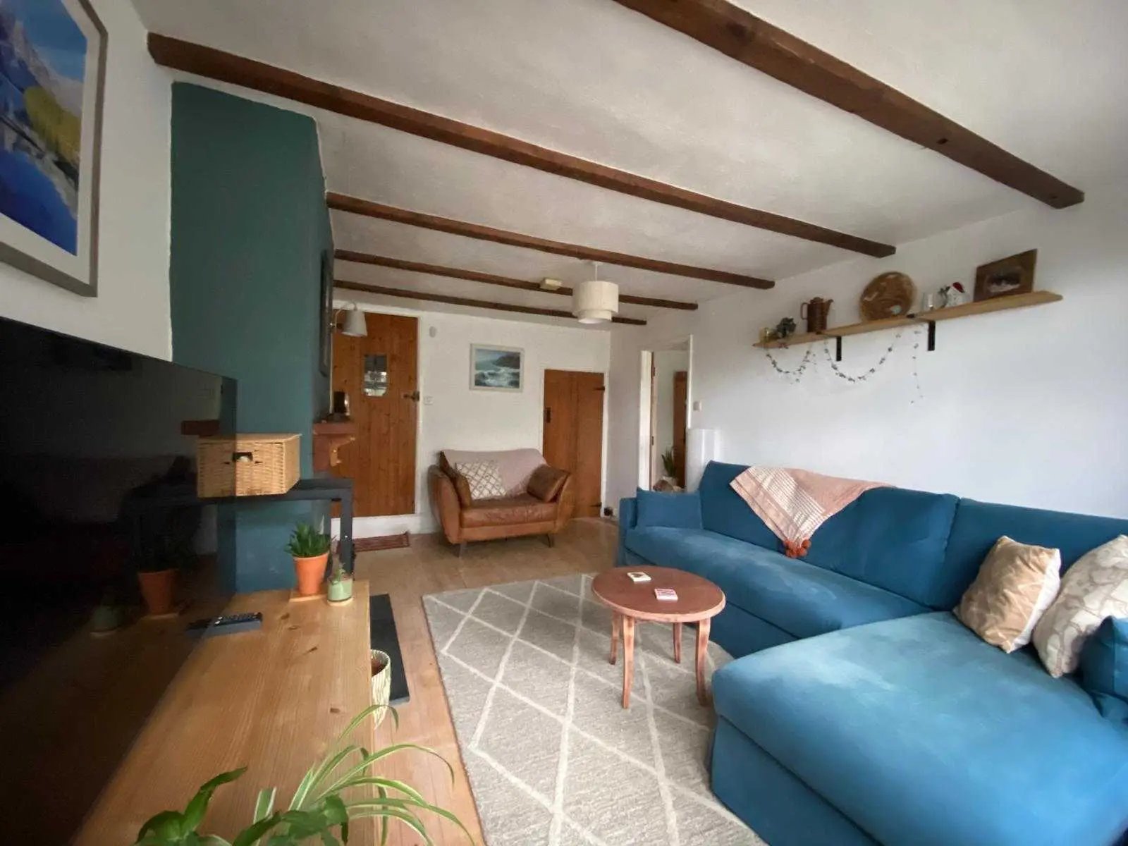 Welsh cottage homestay - Thumbnail 1