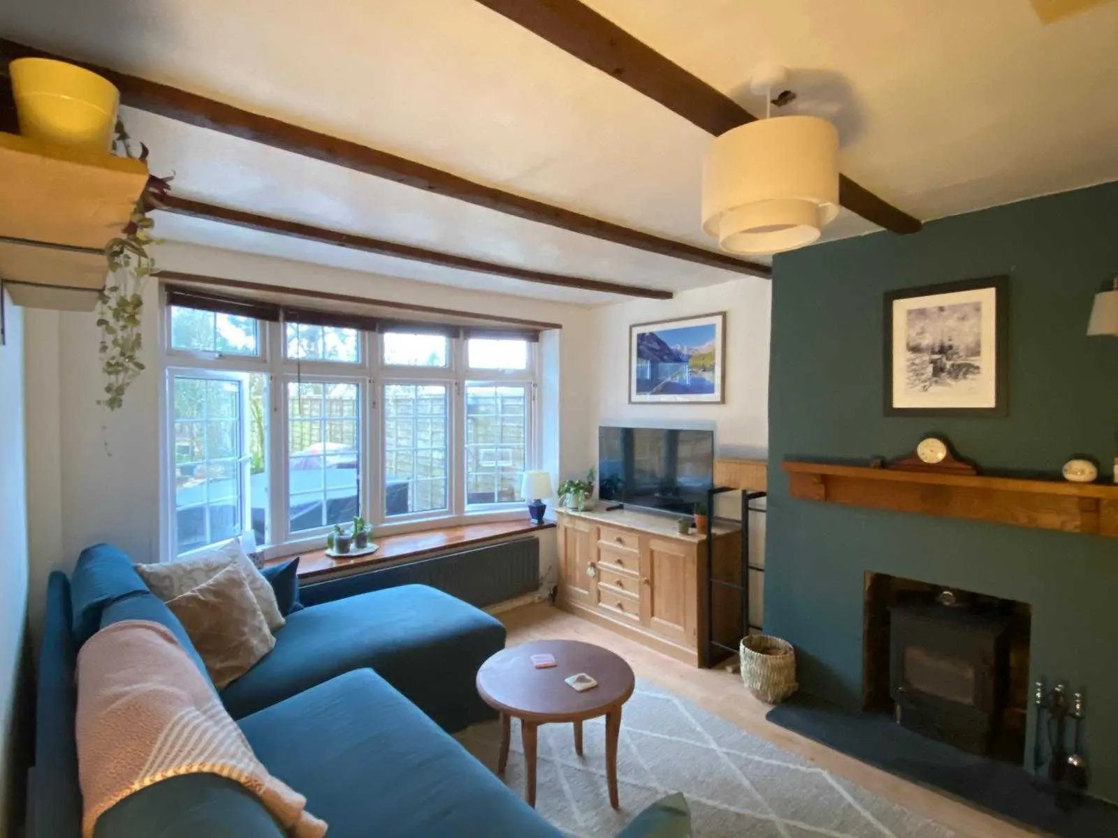 Welsh cottage homestay - Thumbnail 2