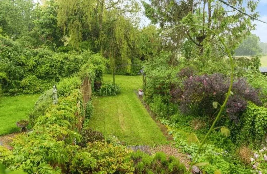 Welsh cottage homestay - Thumbnail 9