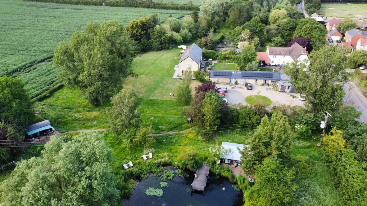 Rural retreat in Cambridge - Thumbnail 6