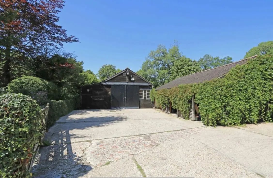 Country House in the Chiltern Hills - Thumbnail 5