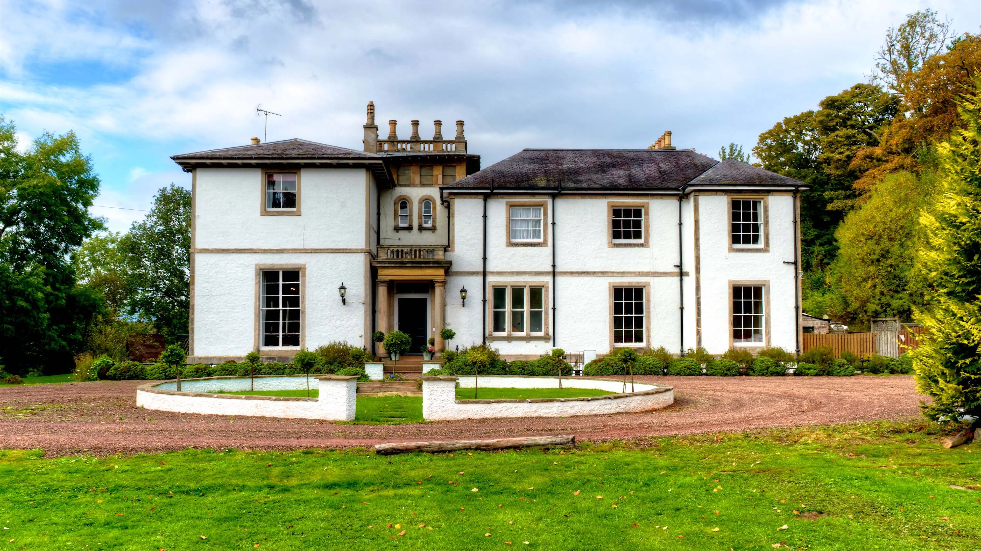 Luxury country house, Scotland - Thumbnail 1