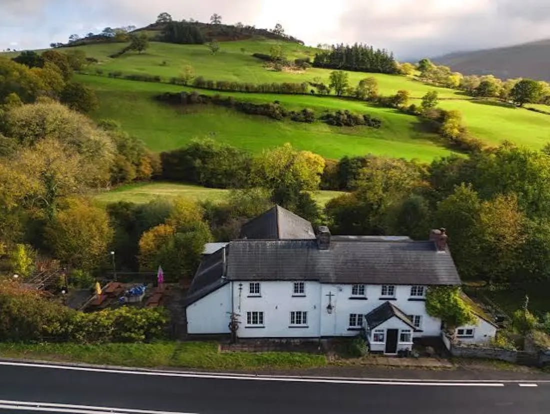 Stay in a pub, in the Welsh hills - Thumbnail 1
