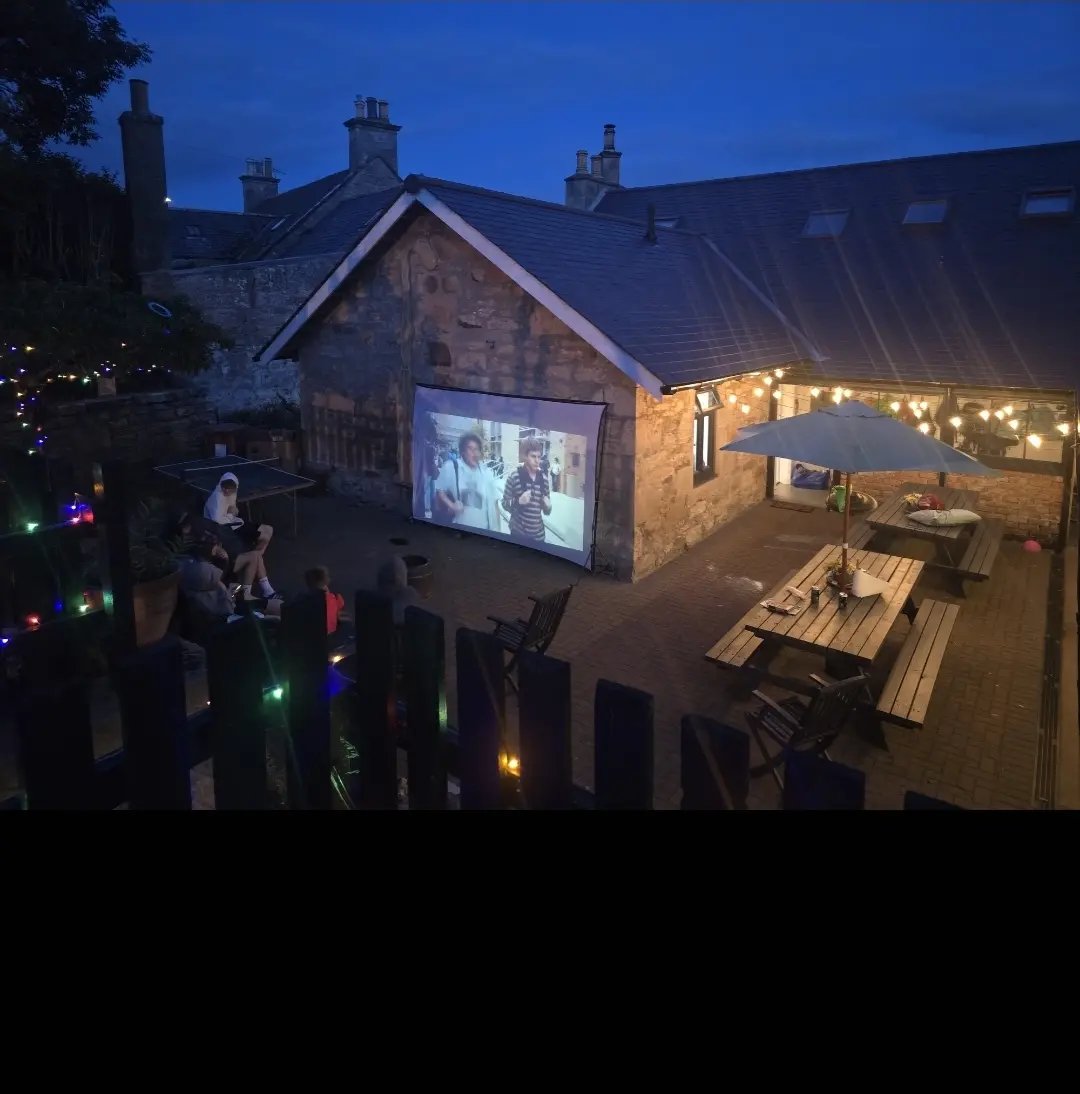 Large house in semi rural Scotland - Thumbnail 2