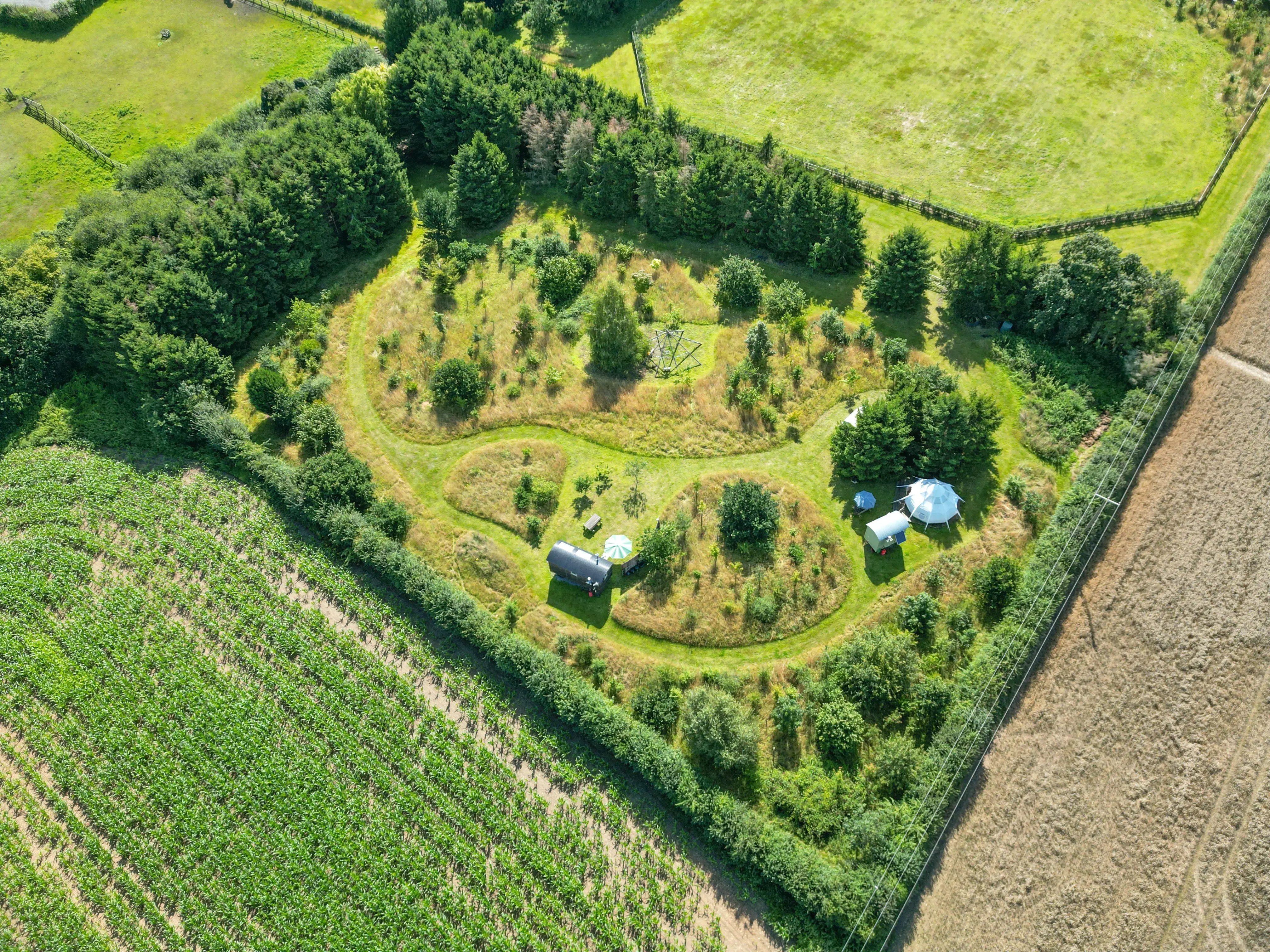 Retreat and animal farm, Essex - Thumbnail 1