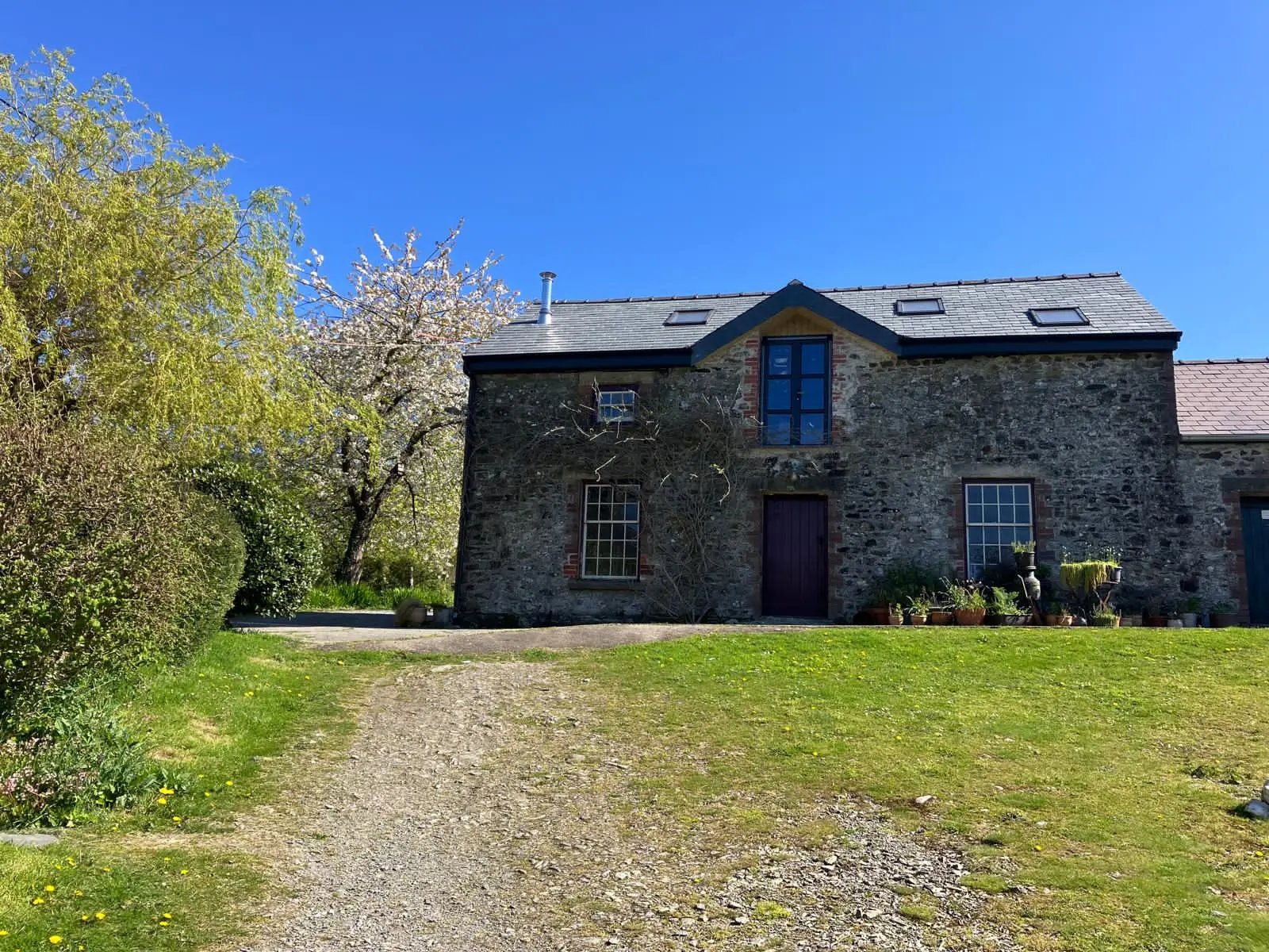 Farmstay and barn restoration, Wales - Thumbnail 28