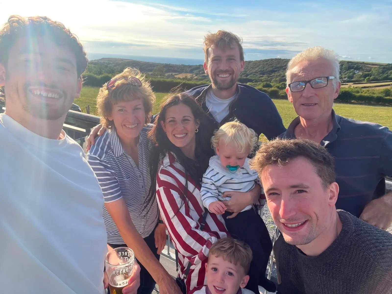 Help at our riverside glamping retreat - Thumbnail 9