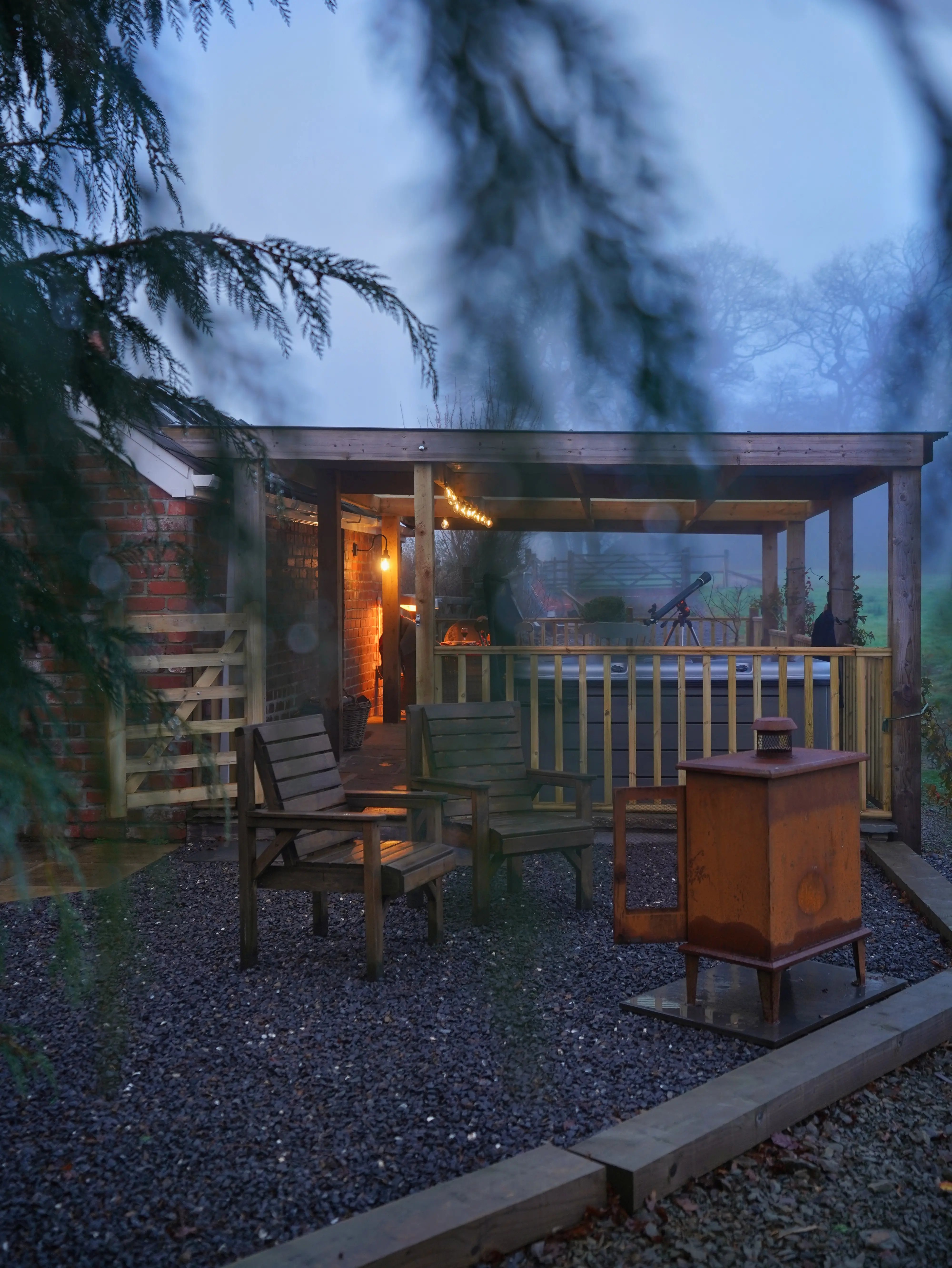 Luxury cottages needing renovation help - Thumbnail 5