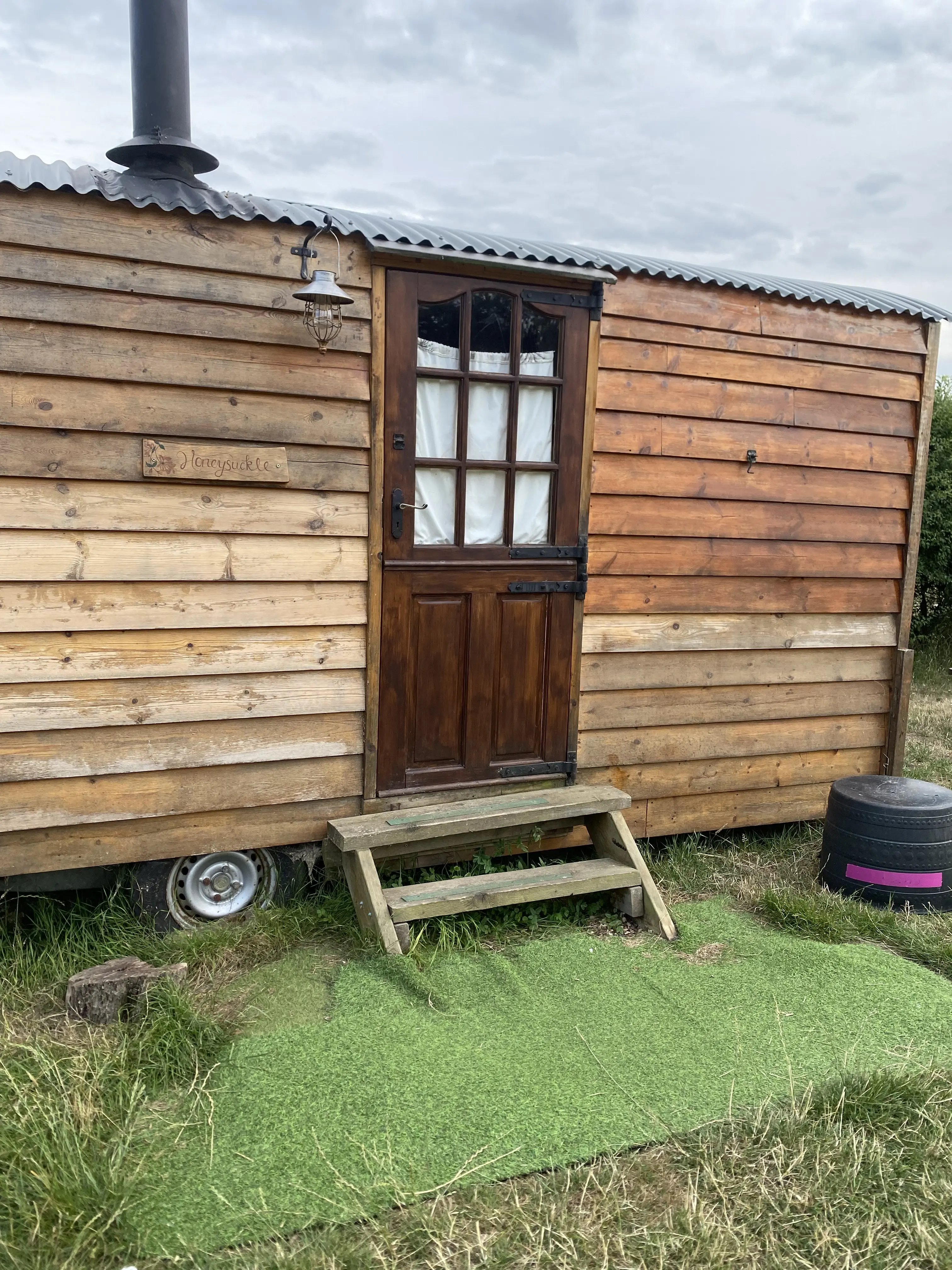 Eco glamping, Kent - Thumbnail 7