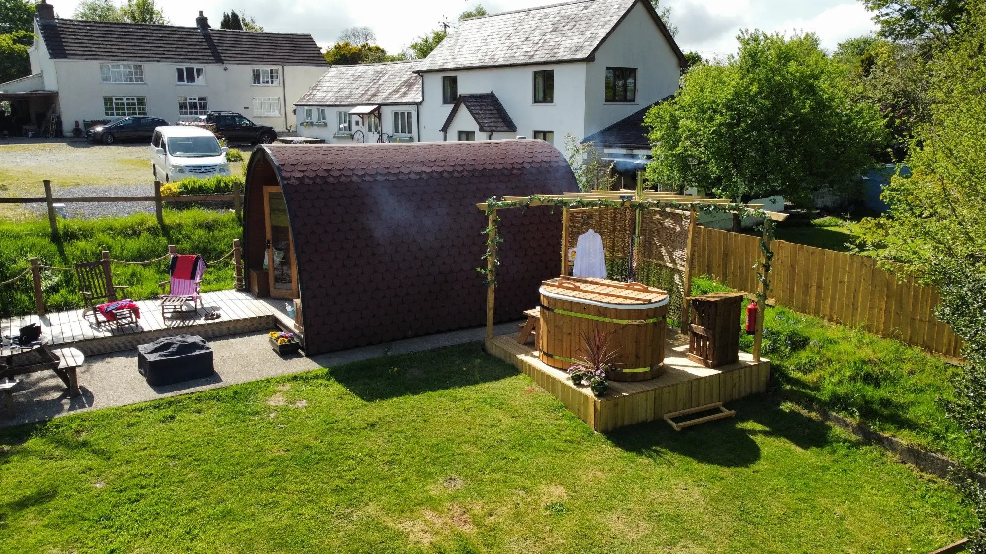 Glamping on a farm, west Wales - Thumbnail 3