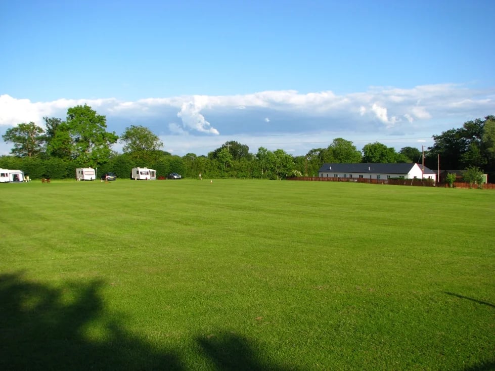 Peaceful caravan site In Malvern, Worcs - Thumbnail 12