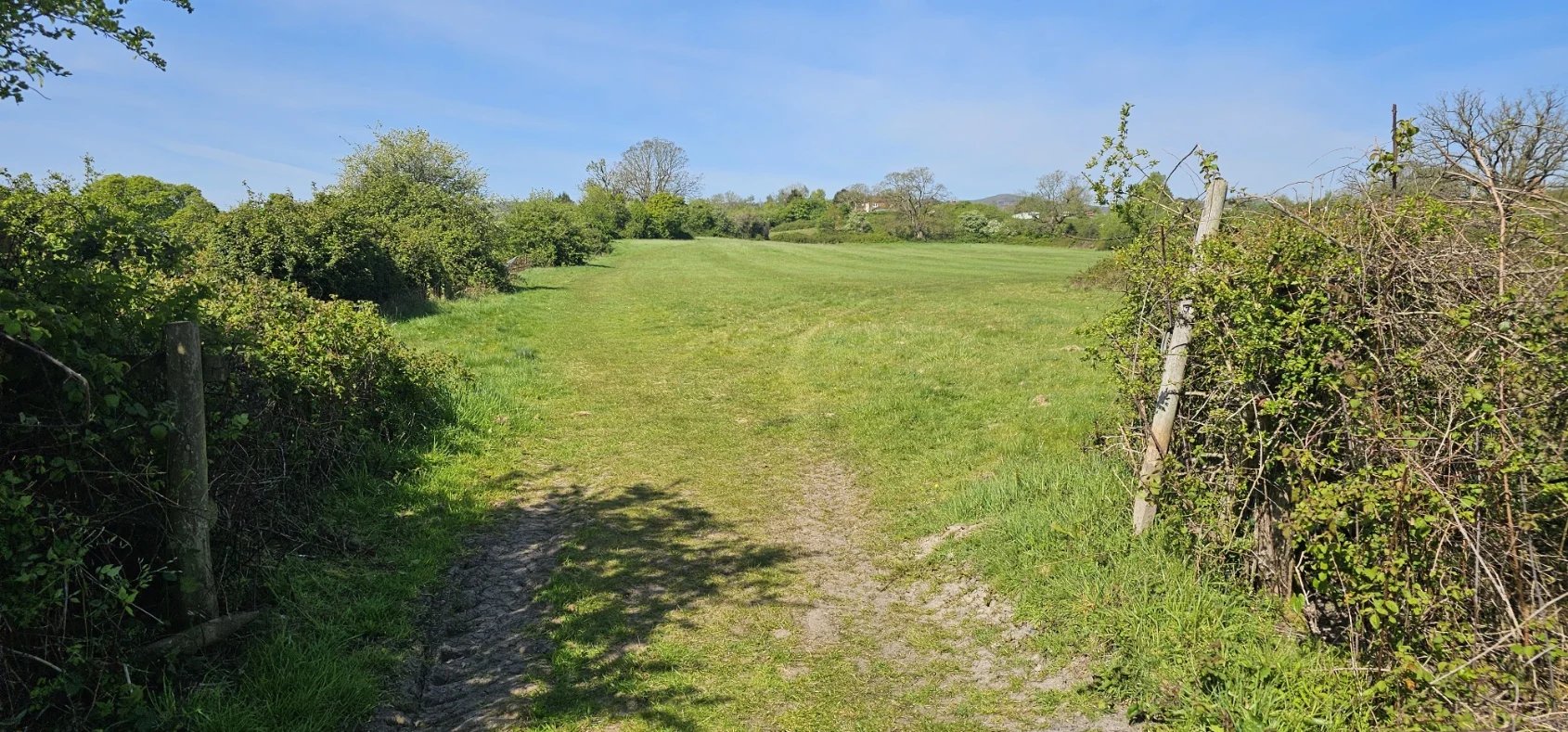 Peaceful caravan site In Malvern, Worcs - Thumbnail 23