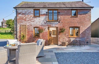 Luxury cottages needing renovation help