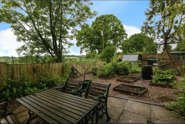 Welsh cottage homestay - Photo 13