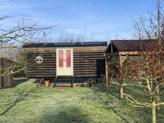 Retreat and animal farm, Essex - Photo 13