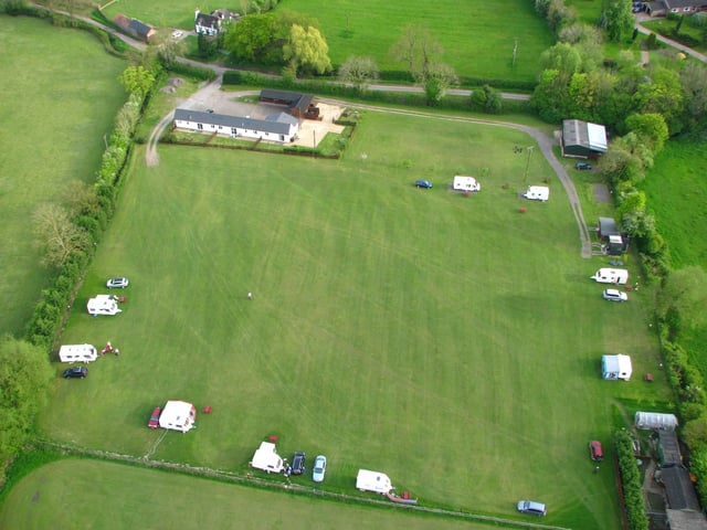 Peaceful caravan site In Malvern, Worcs - Photo 6