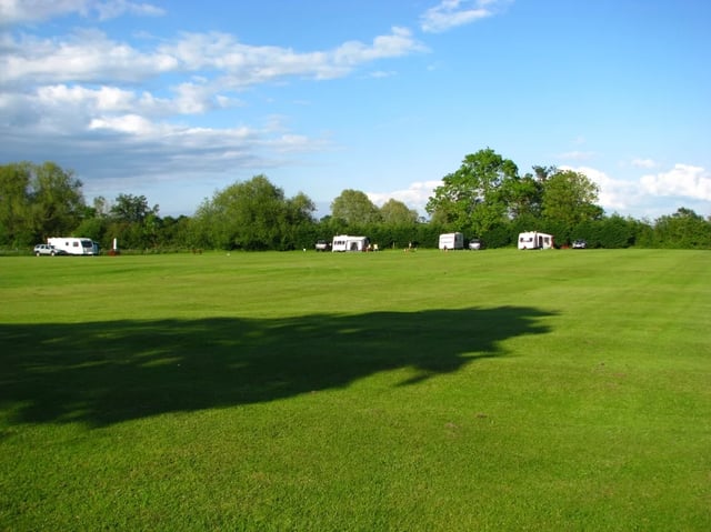 Peaceful caravan site In Malvern, Worcs - Photo 13