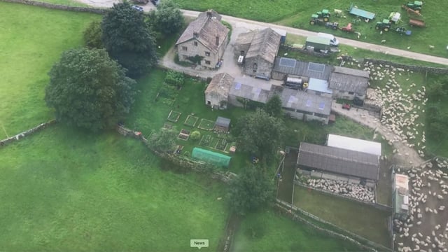 Everyday help on a Yorkshire Dales farm - Photo 16