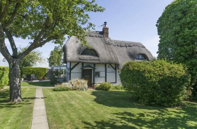 Dreamy thatched cottage, Cotswolds - Photo 7